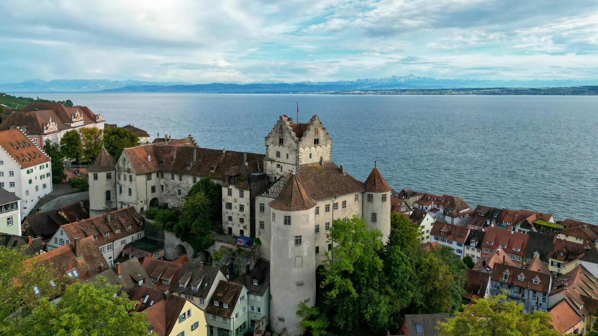 Alte Burg Meersburg am Bodensee | Lake Constance Tourism